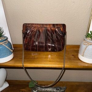 🤎Beautiful Vintage Morle Snakeskin Leather Shoulder Bag or clutch